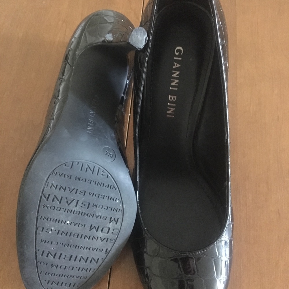 Gianni bini low heels